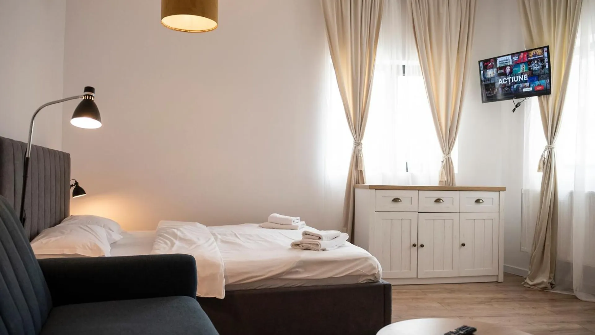 Apart Otel Lazynest Residence Bükreş