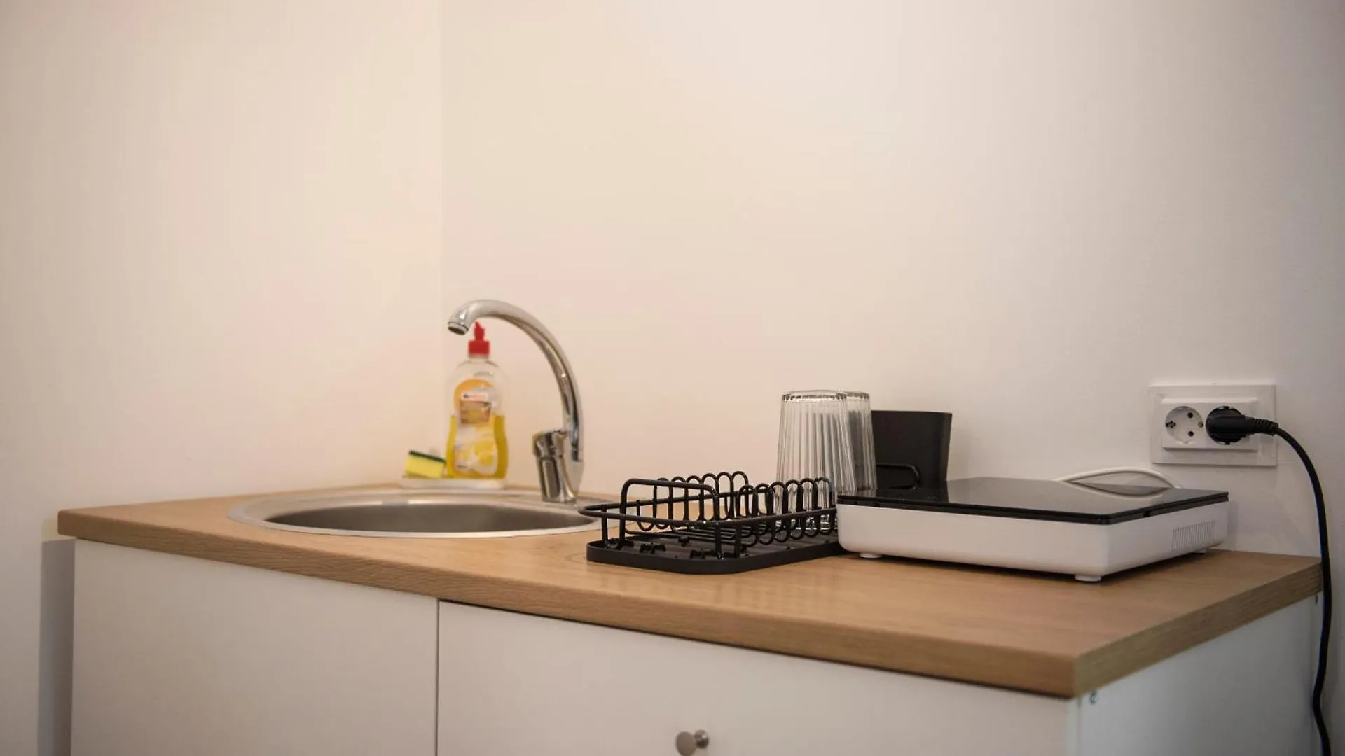 Lazynest Residence Bükreş
